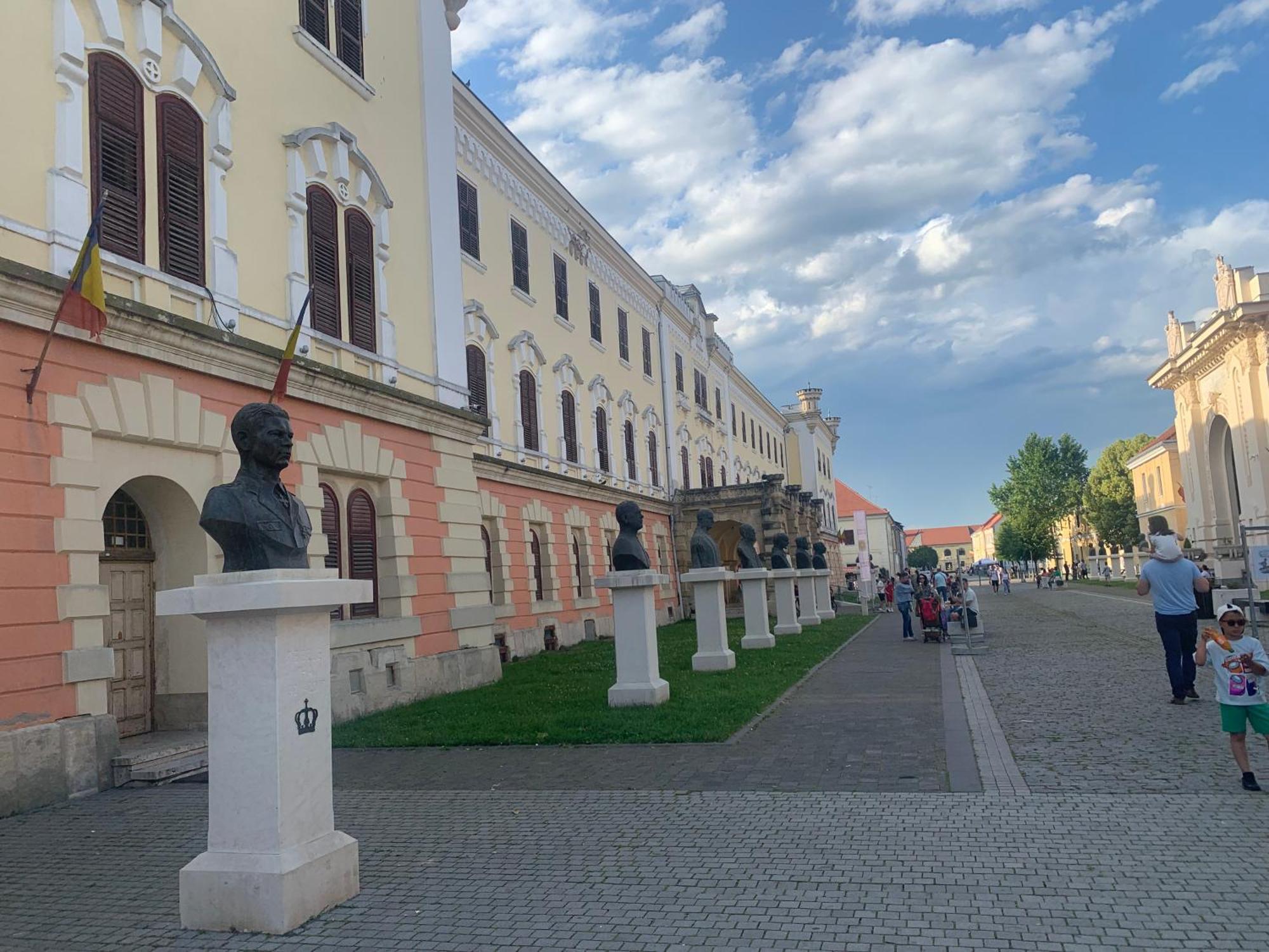 Criss Home Bulevard Алба-Юлия Экстерьер фото